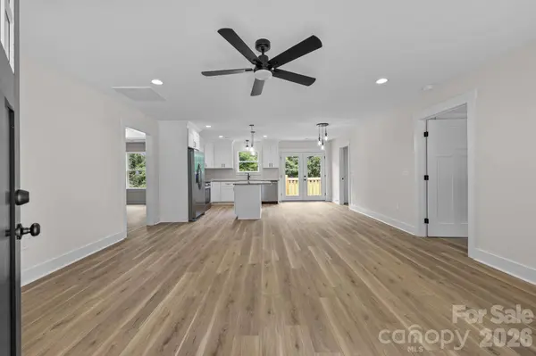135 Castleview RD, Salisbury, NC 28146