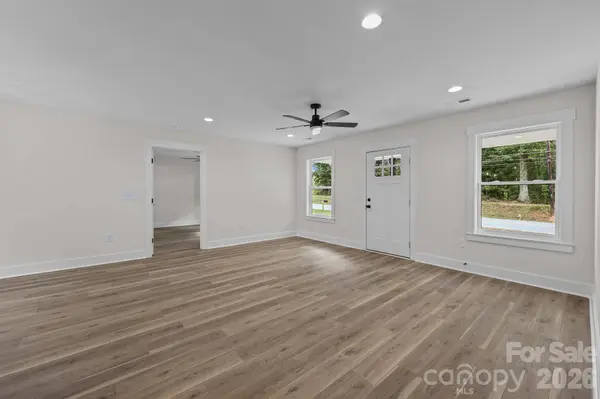 135 Castleview RD, Salisbury, NC 28146