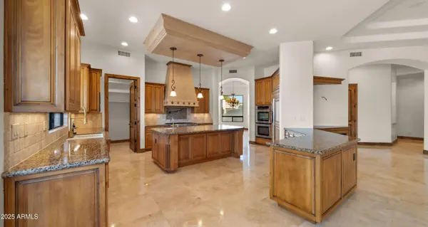 4310 E GEMINI Place, Chandler, AZ 85249