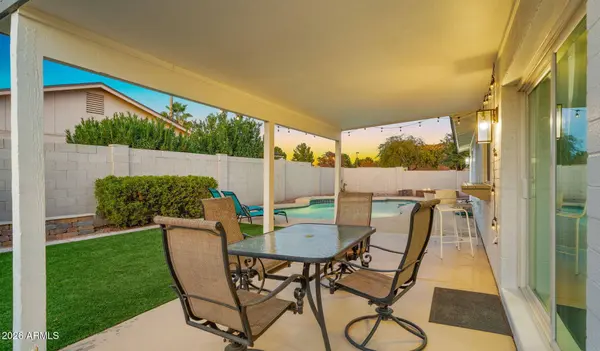 5936 E EVERETT Drive, Scottsdale, AZ 85254