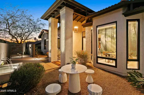 1202 W ASTER Drive, Phoenix, AZ 85029