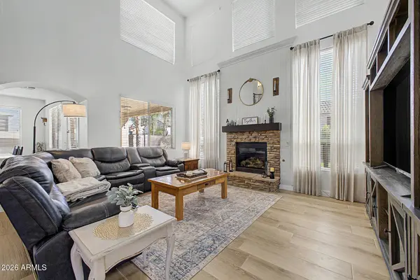 2541 E RIDGE CREEK Road, Phoenix, AZ 85024
