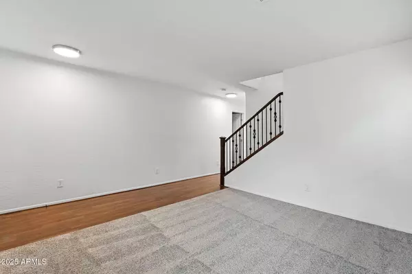 2340 W Barwick Drive, Phoenix, AZ 85085