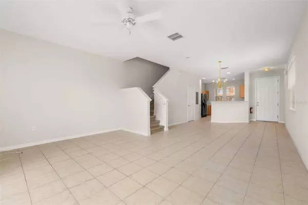 7638 LONG ISLAND DR, Kissimmee, FL 34747