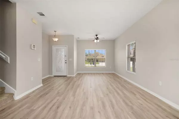 1037 BRENTON MANOR DR, Winter Haven, FL 33881