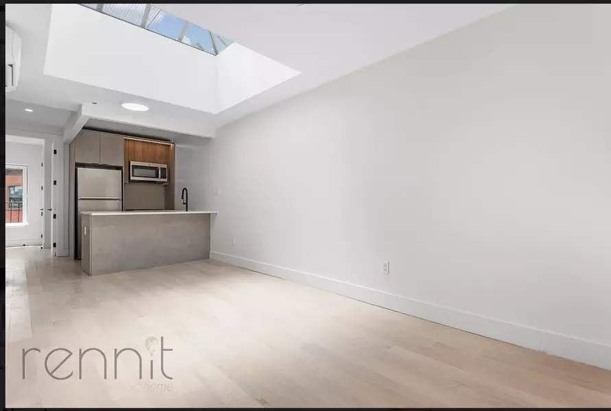 283 S 5th St #penthouse, Brooklyn, NY 11211-7871