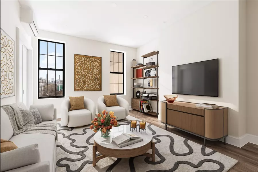 152 N 10th St #1r, Brooklyn, NY 11249-1126