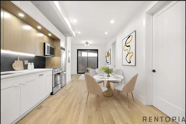 494 Manhattan Ave #502, Brooklyn, NY 11222-7847