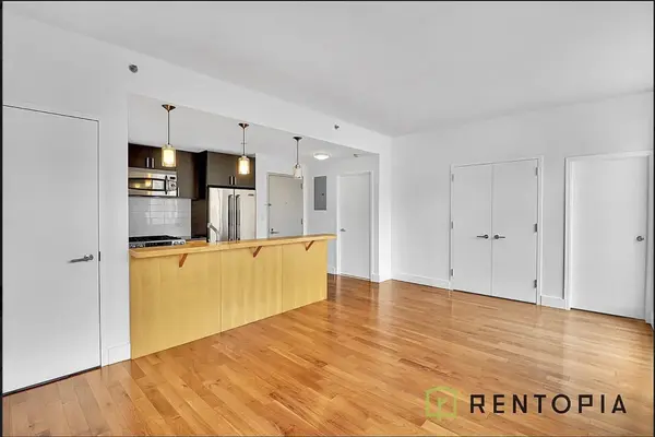 63 Roebling St #5f, Brooklyn, NY 11211-2231
