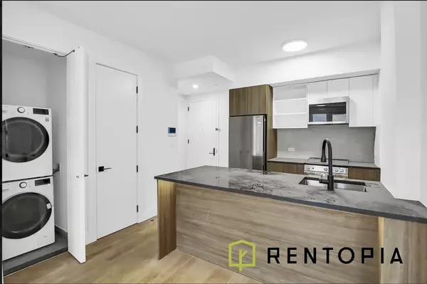 Brooklyn, NY 11211-7832,209 N 11th St #3a