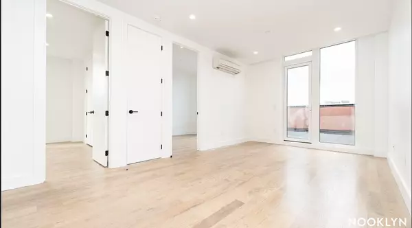 Brooklyn, NY 11211-3128,228 N 7th St #214