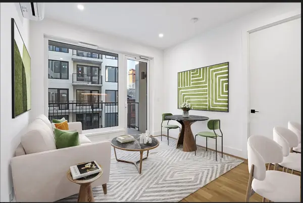 228 Berry St #7n, Brooklyn, NY 11249-7102