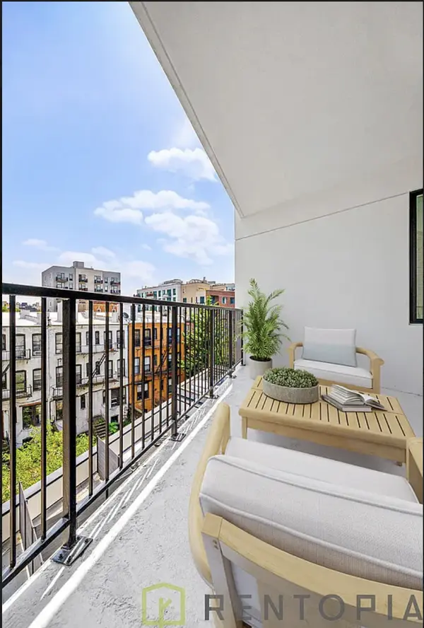 22 Frost St #303, Brooklyn, NY 11211-1203