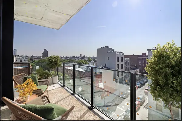 228 Berry St #7n, Brooklyn, NY 11249-7102