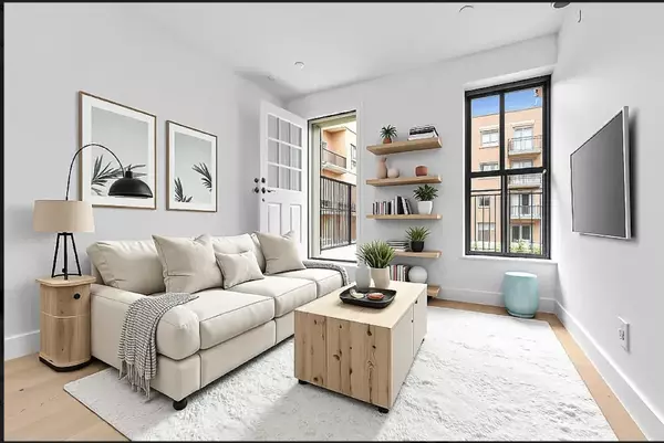 Brooklyn, NY 11211-5555,175 S 4th St #2b