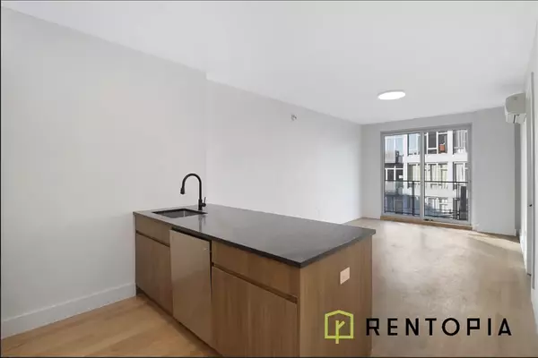 Brooklyn, NY 11211-7832,209 N 11th St #3L