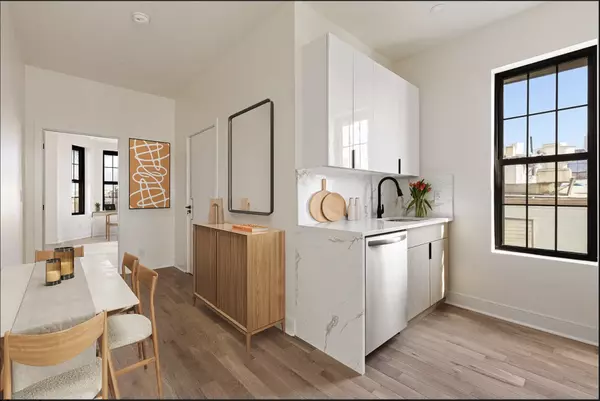 Brooklyn, NY 11249-1126,152 N 10th St #1r