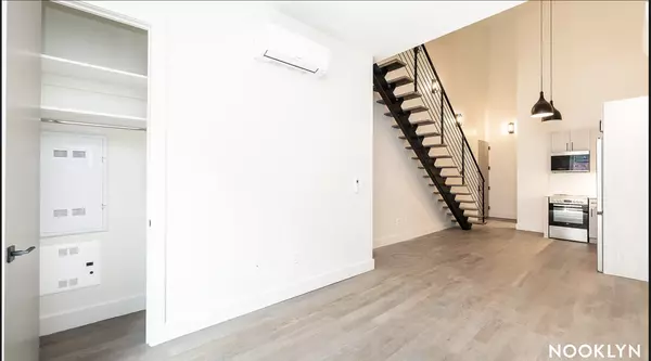 Brooklyn, NY 11211-2021,483 Driggs Ave #4k