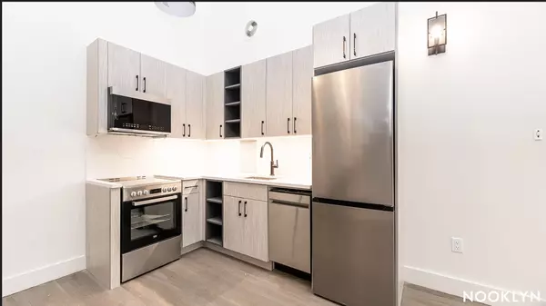 Brooklyn, NY 11211-2021,483 Driggs Ave #4k