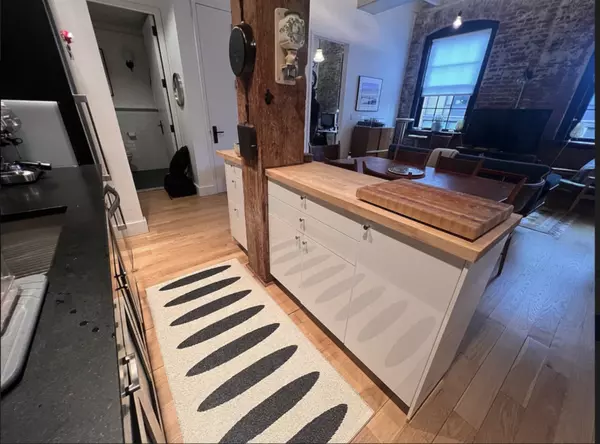 Brooklyn, NY 11249-2014,103 N 10th St #3LL