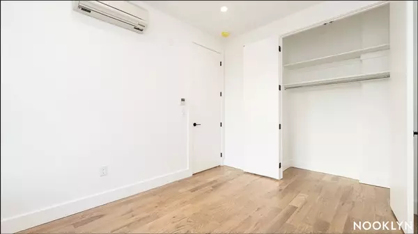 Brooklyn, NY 11211-3128,228 N 7th St #201