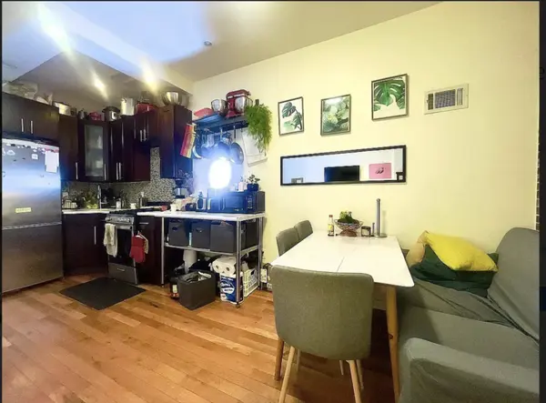 143 N 8th St #1f, Brooklyn, NY 11249-2005