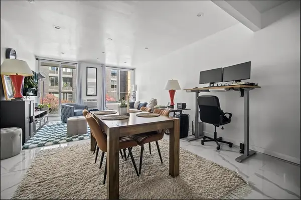 64 N 8th St #2f, Brooklyn, NY 11249-2816