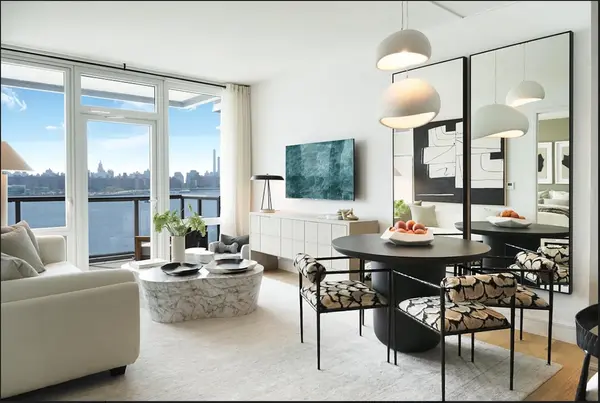 60 Wharf Dr #3513, Brooklyn, NY 11222-7859