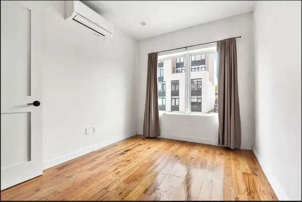 Brooklyn, NY 11249-3514,131 N 5th St #3r