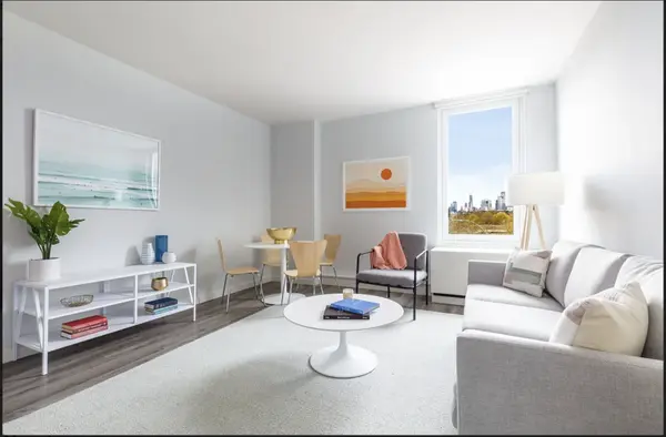 12 Eckford St #2b, Brooklyn, NY 11222-7408