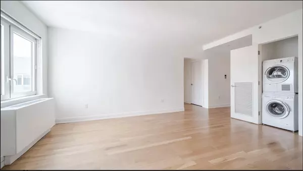 Brooklyn, NY 11249-4893,175 Kent Ave #604