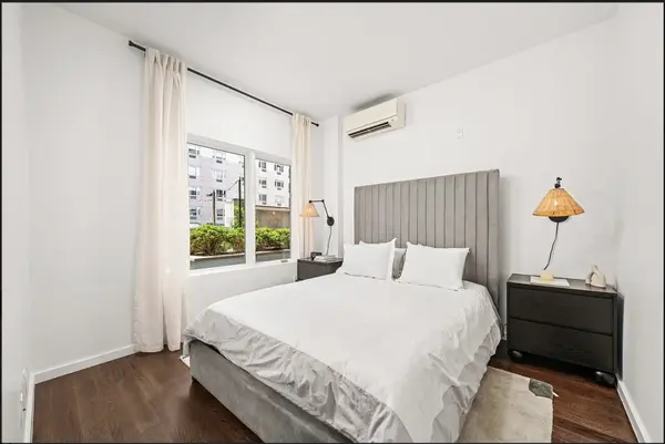 40 N 4th St #2z, Brooklyn, NY 11249-3276