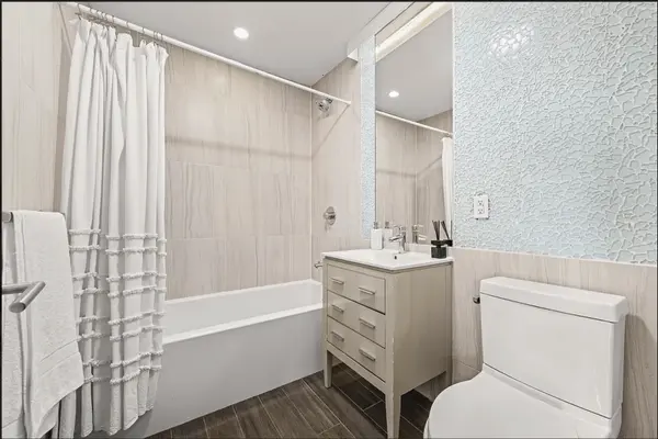 40 N 4th St #2z, Brooklyn, NY 11249-3276