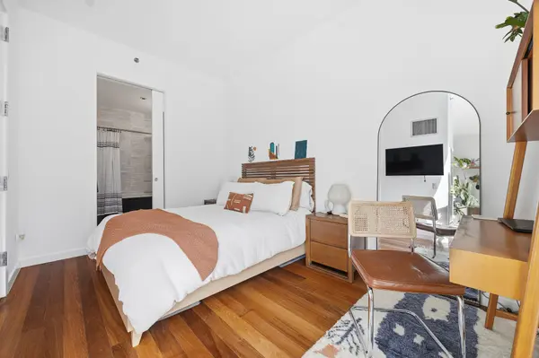 135 N 11th St #3D, Brooklyn, NY 11249-1498