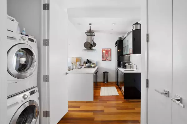 135 N 11th Street #4B, Brooklyn, NY 11249-1498