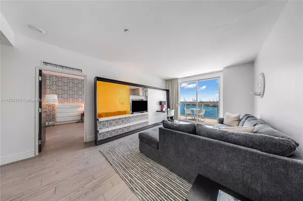 1100 West Ave #1614, Miami Beach, FL 33139