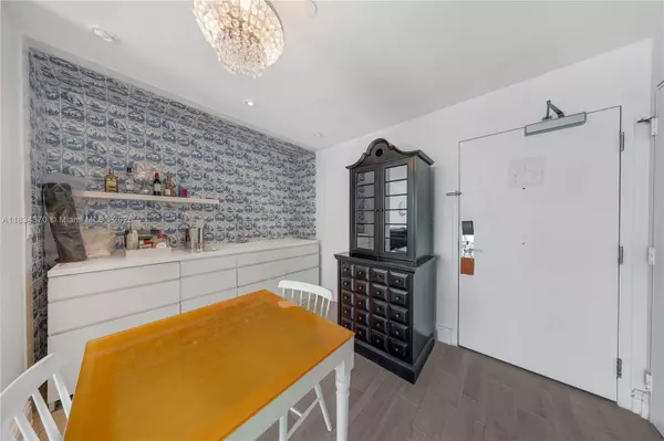 1100 West Ave #1614, Miami Beach, FL 33139