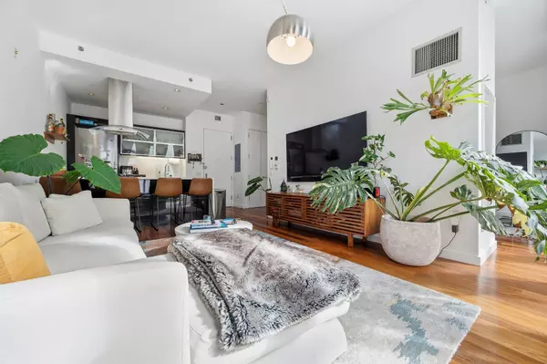 135 N 11th Street #3D, Brooklyn, NY 11249-1498