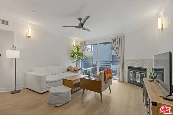 20 Catamaran St #104