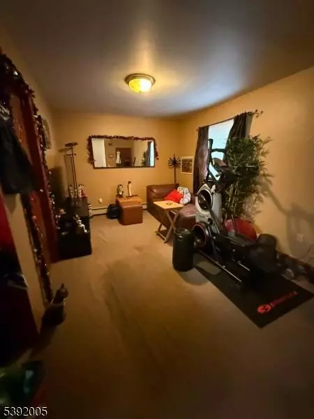 194 Saddle River Rd, Saddle Brook Twp., NJ 07663