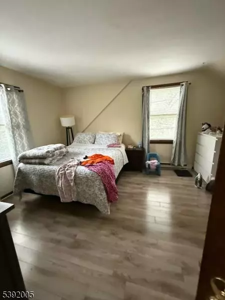 194 Saddle River Rd, Saddle Brook Twp., NJ 07663