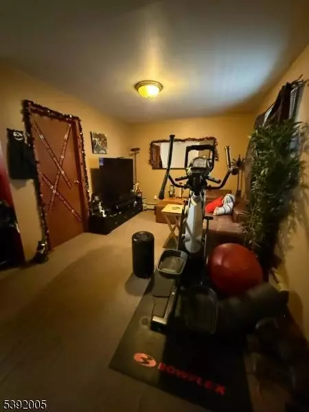 194 Saddle River Rd, Saddle Brook Twp., NJ 07663