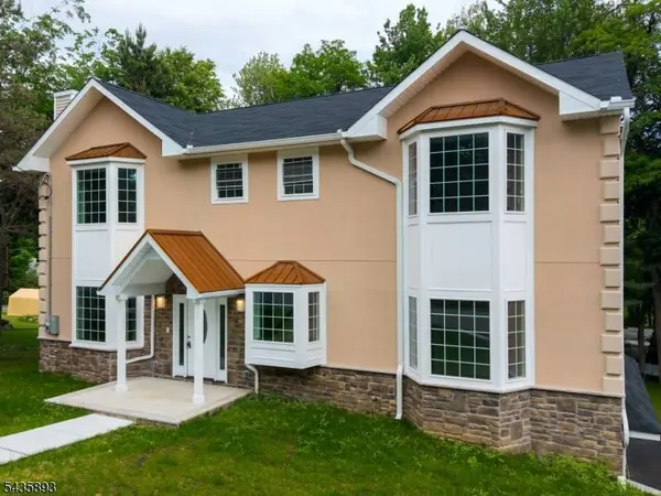418 East Ave, Northvale Boro, NJ 07647