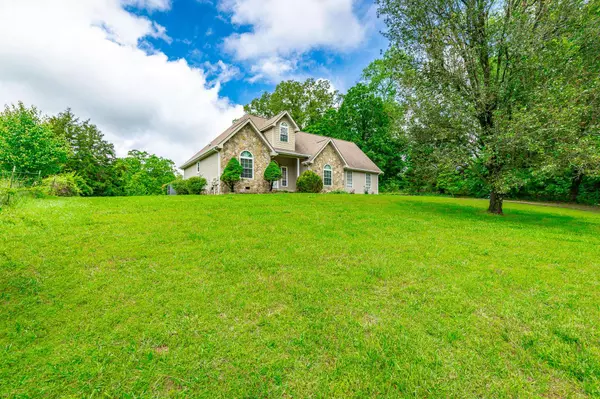 13709 Stormer RD, Soddy Daisy, TN 37379