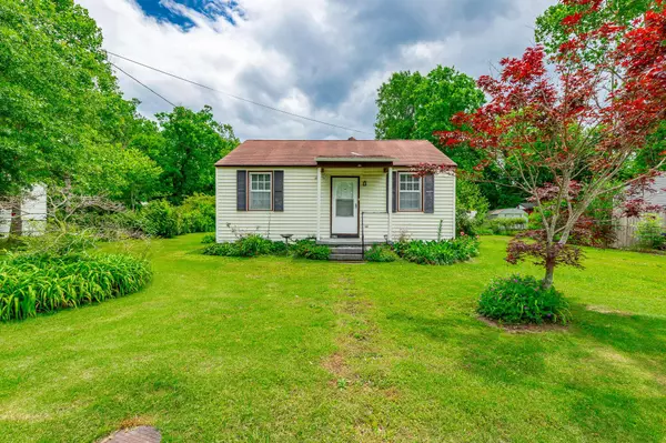 1904 Dunn LN, Hixson, TN 37343