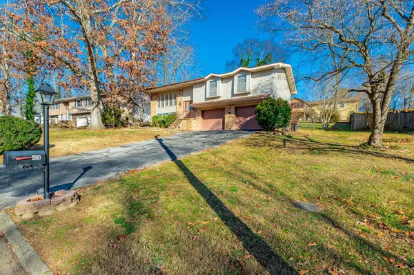 909 Spurling DR, Hixson, TN 37343