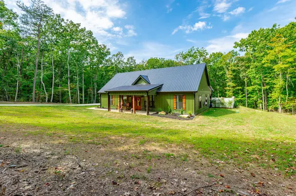 195 Stewart LN, Rising Fawn, GA 30738