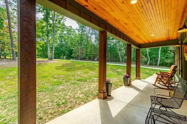 195 Stewart LN, Rising Fawn, GA 30738