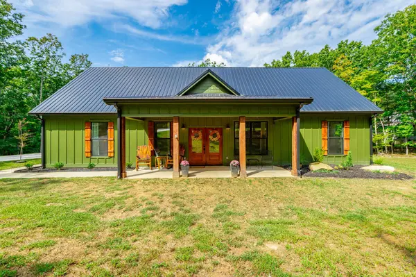 195 Stewart LN, Rising Fawn, GA 30738