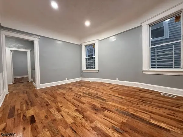 44 N 16Th St, East Orange City, NJ 07017
